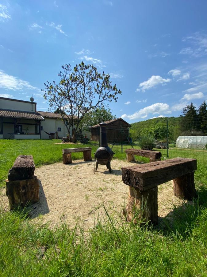 Au Bien Hetre Bed & Breakfast Futeau ภายนอก รูปภาพ